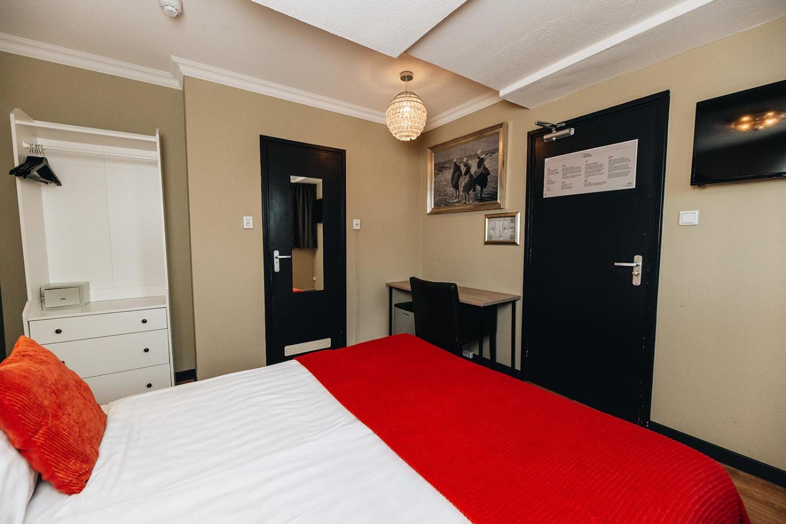 Hotel 레네세 외부 사진