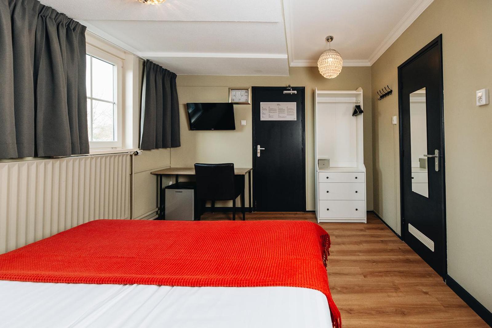 Hotel 레네세 외부 사진